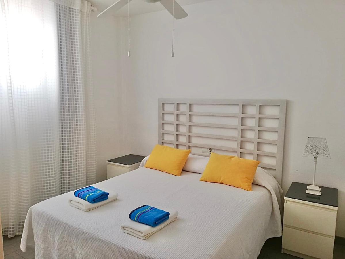 Apartamentos Miranda Es Pujols Exteriör bild