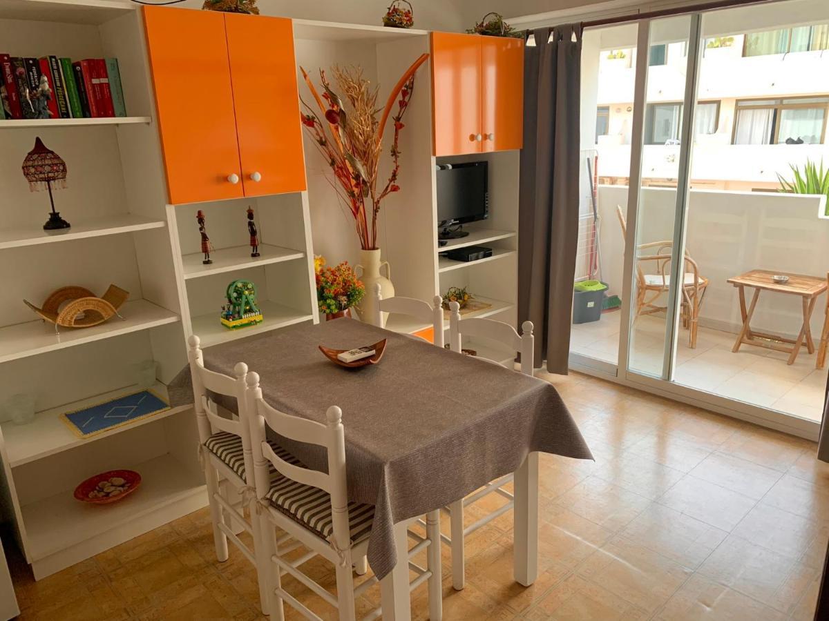Apartamentos Miranda Es Pujols Exteriör bild