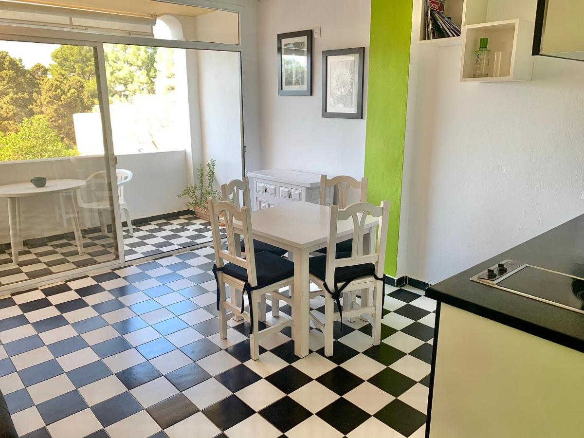Apartamentos Miranda Es Pujols Exteriör bild